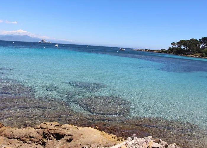 Bessy 10 Antibes