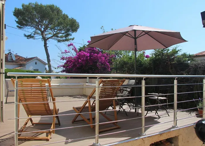 Bessy 10 3* Antibes